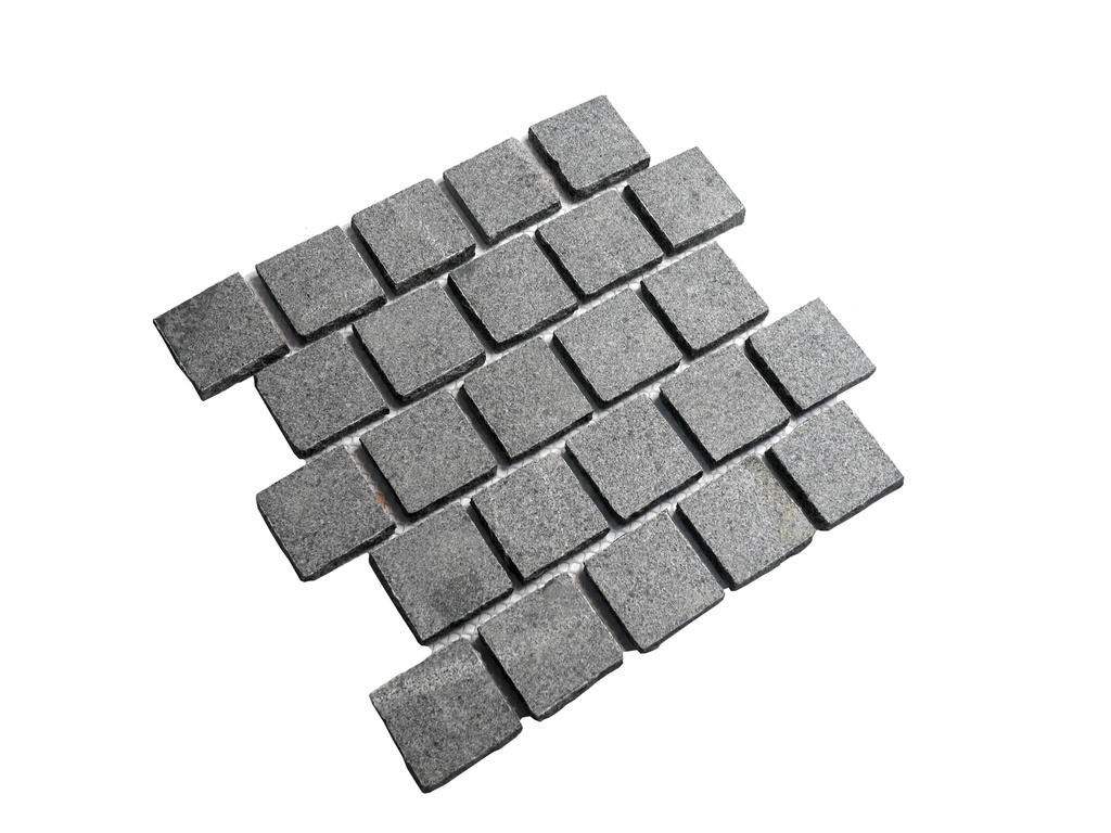 Paver Ash Grey Cobbles On Mesh 90x90x20 Flamed( 540x490x20mm )